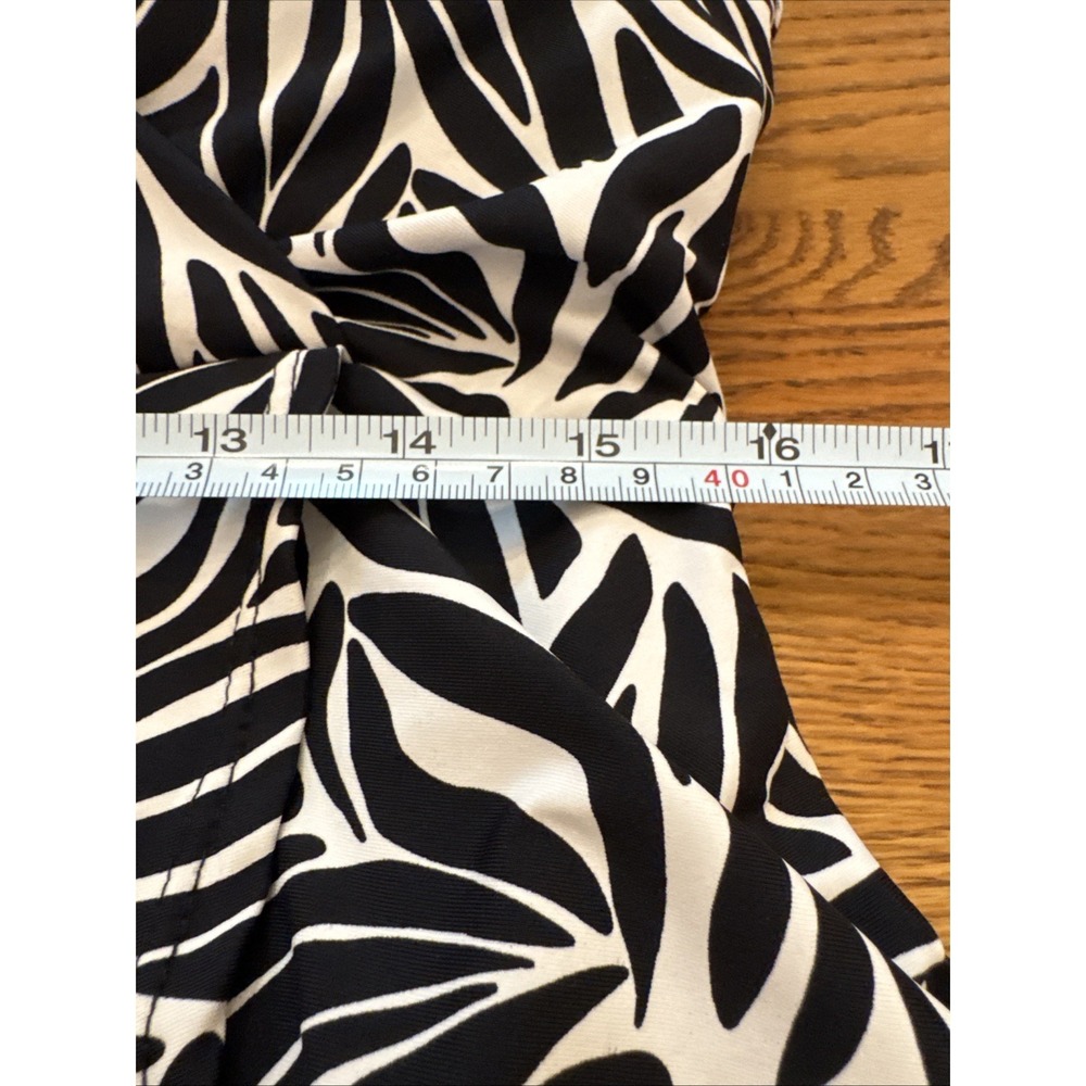 Lands' End V-neck Tulip Wrap Swim Dress Skirt One Piece Suit Black White XXL EUC - Picture 8 of 10